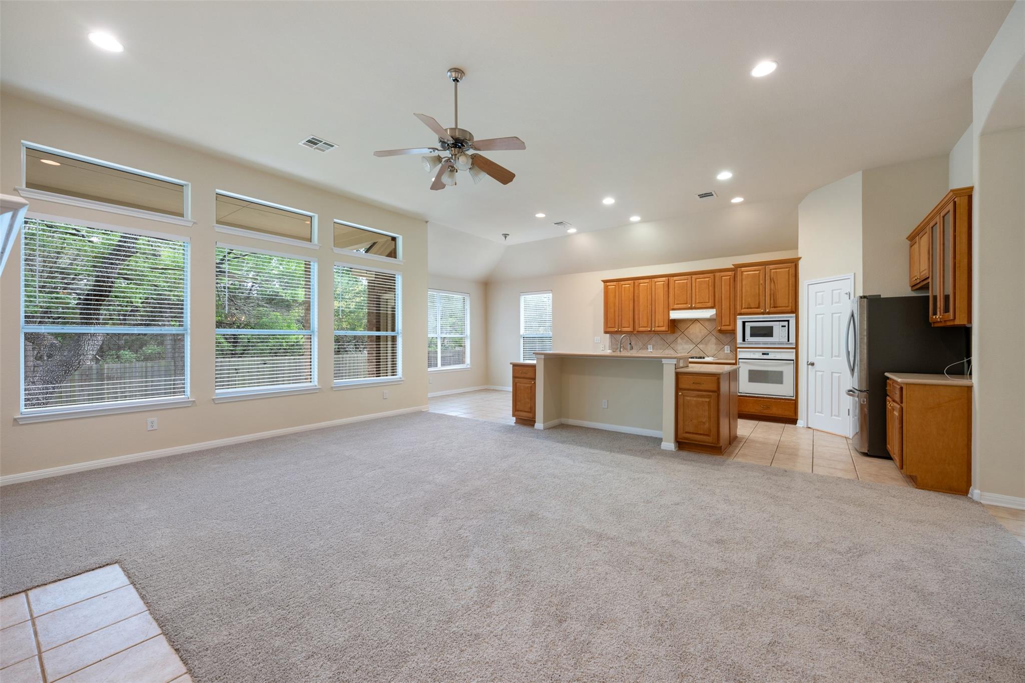 6825 Hansa Loop Austin TX 78739
