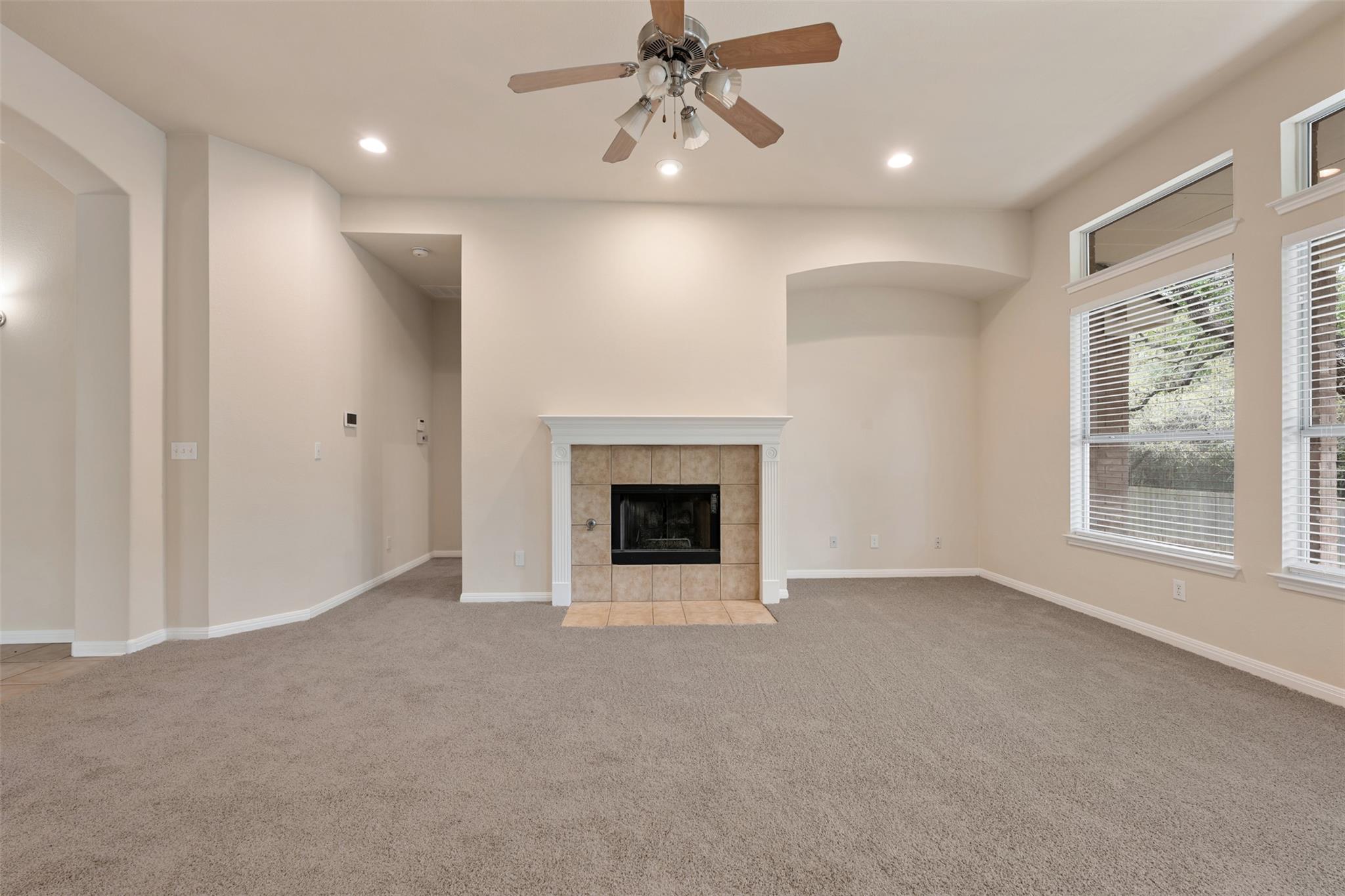6825 Hansa Loop Austin TX 78739