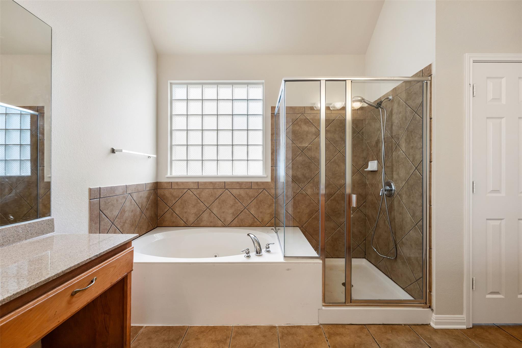 6825 Hansa Loop Austin TX 78739