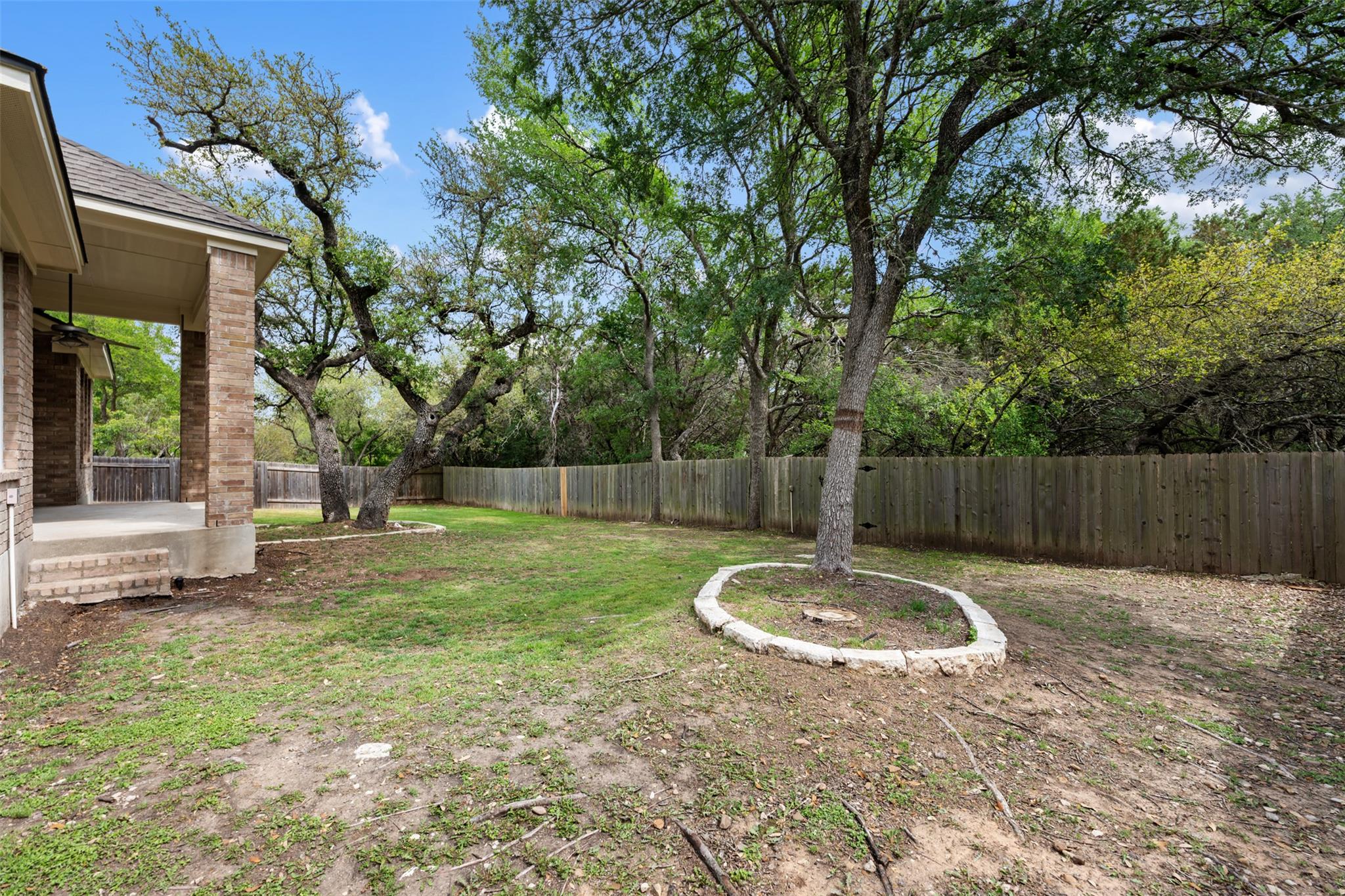 6825 Hansa Loop Austin TX 78739