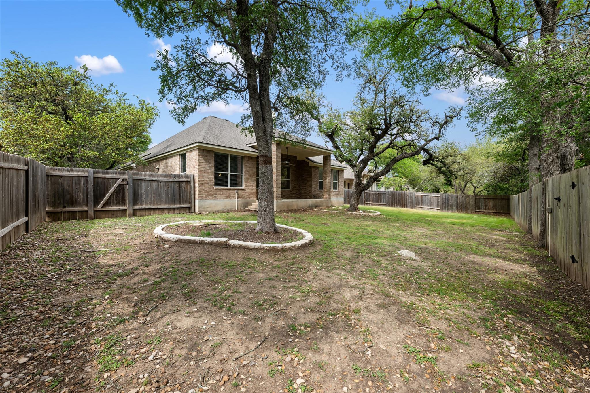 6825 Hansa Loop Austin TX 78739