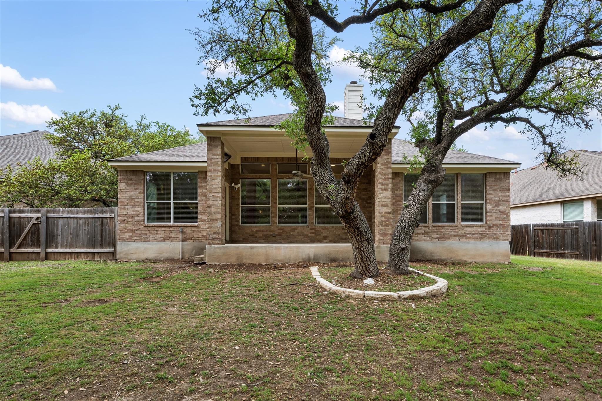 6825 Hansa Loop Austin TX 78739