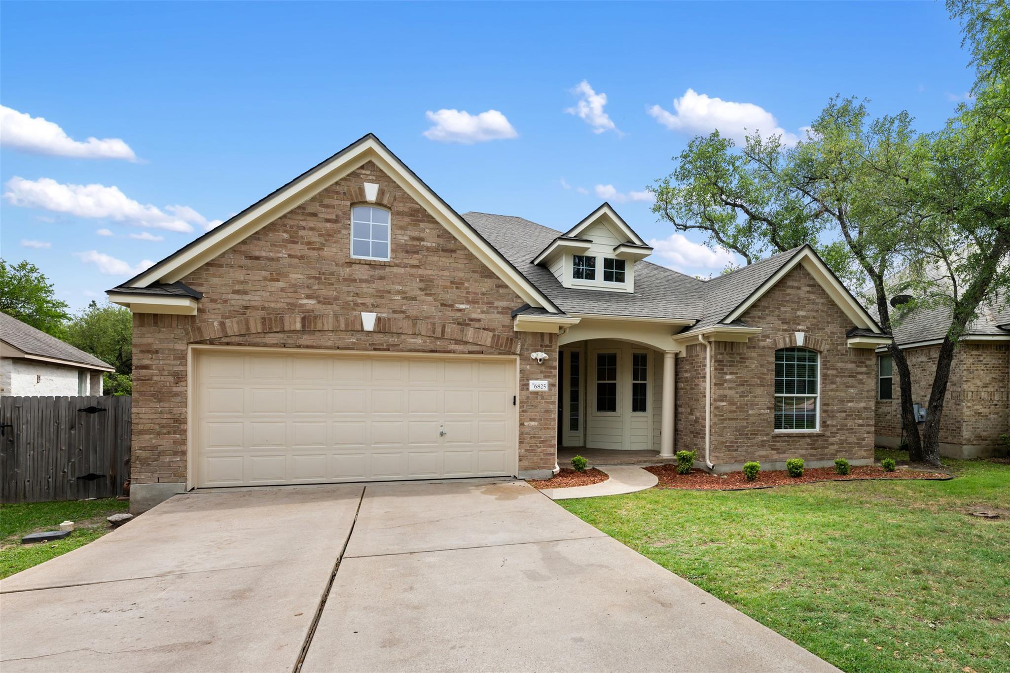 6825 Hansa Loop Austin TX 78739