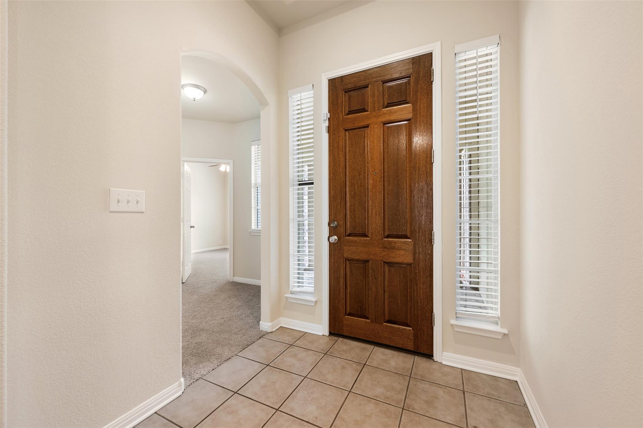 6825 Hansa Loop Austin TX 78739