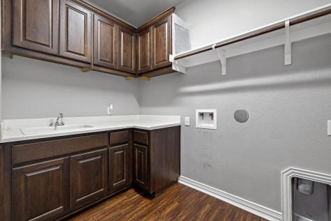 305 Miracle Rose Way Liberty Hill TX 78642
