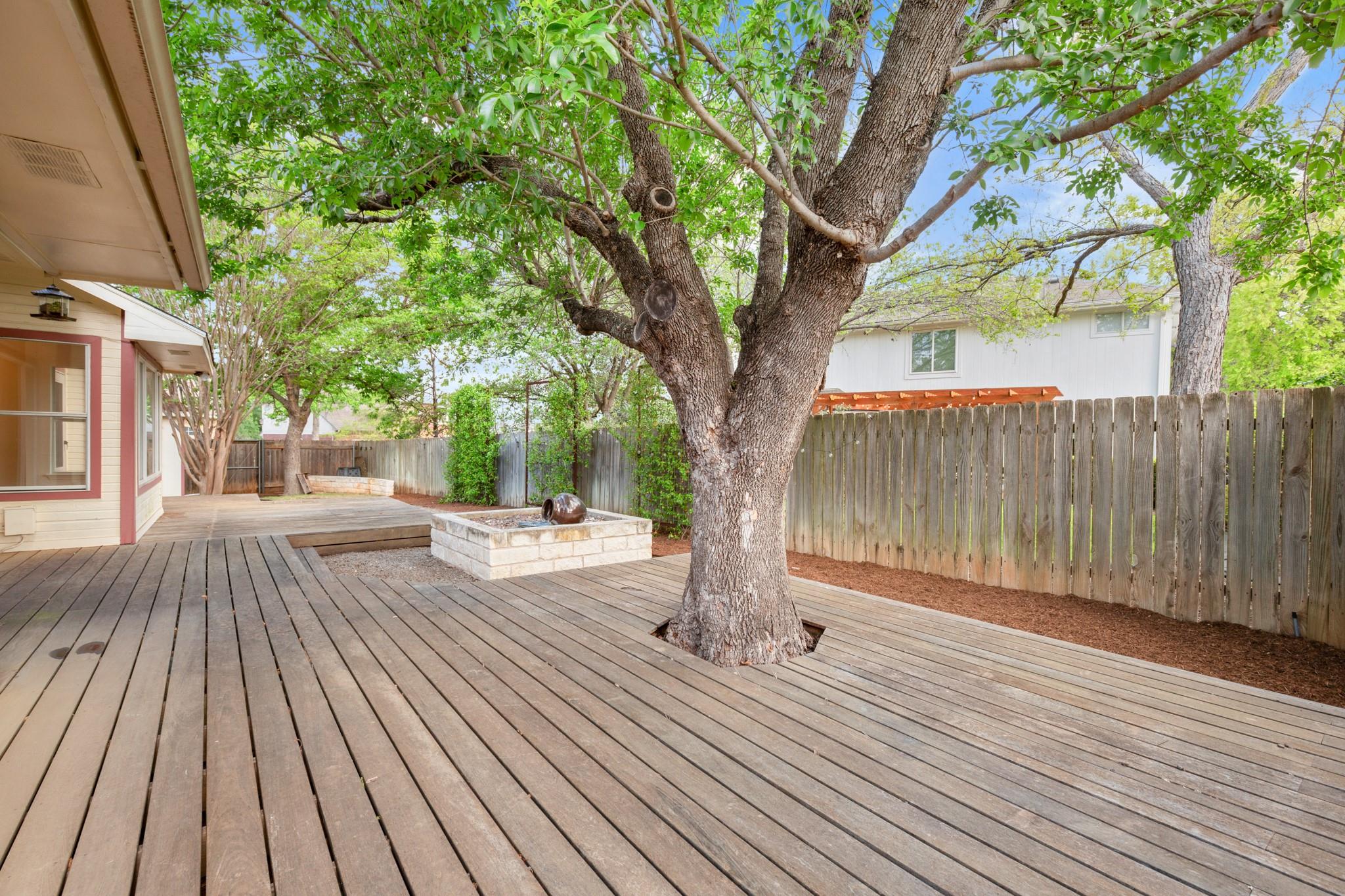 4816 Hale Drive Austin TX 78749