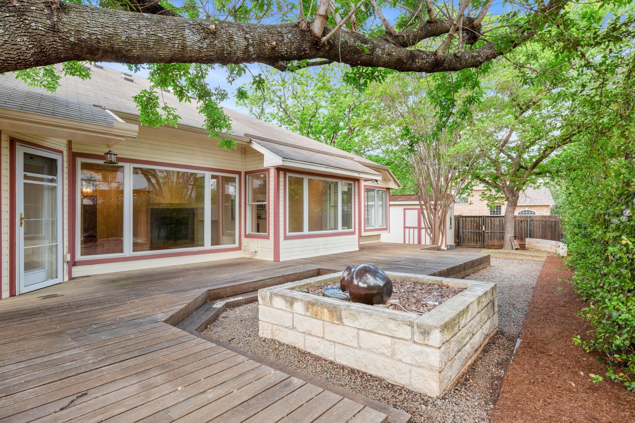 4816 Hale Drive Austin TX 78749