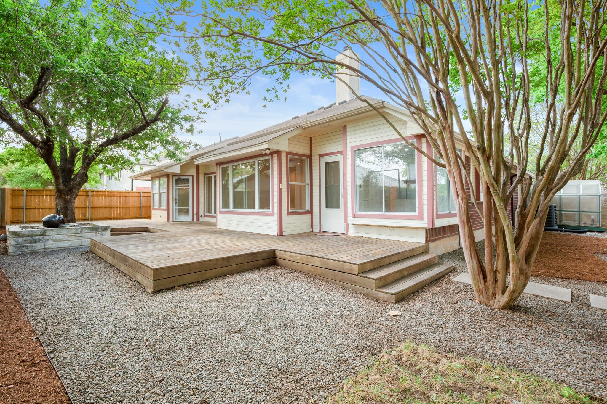 4816 Hale Drive Austin TX 78749