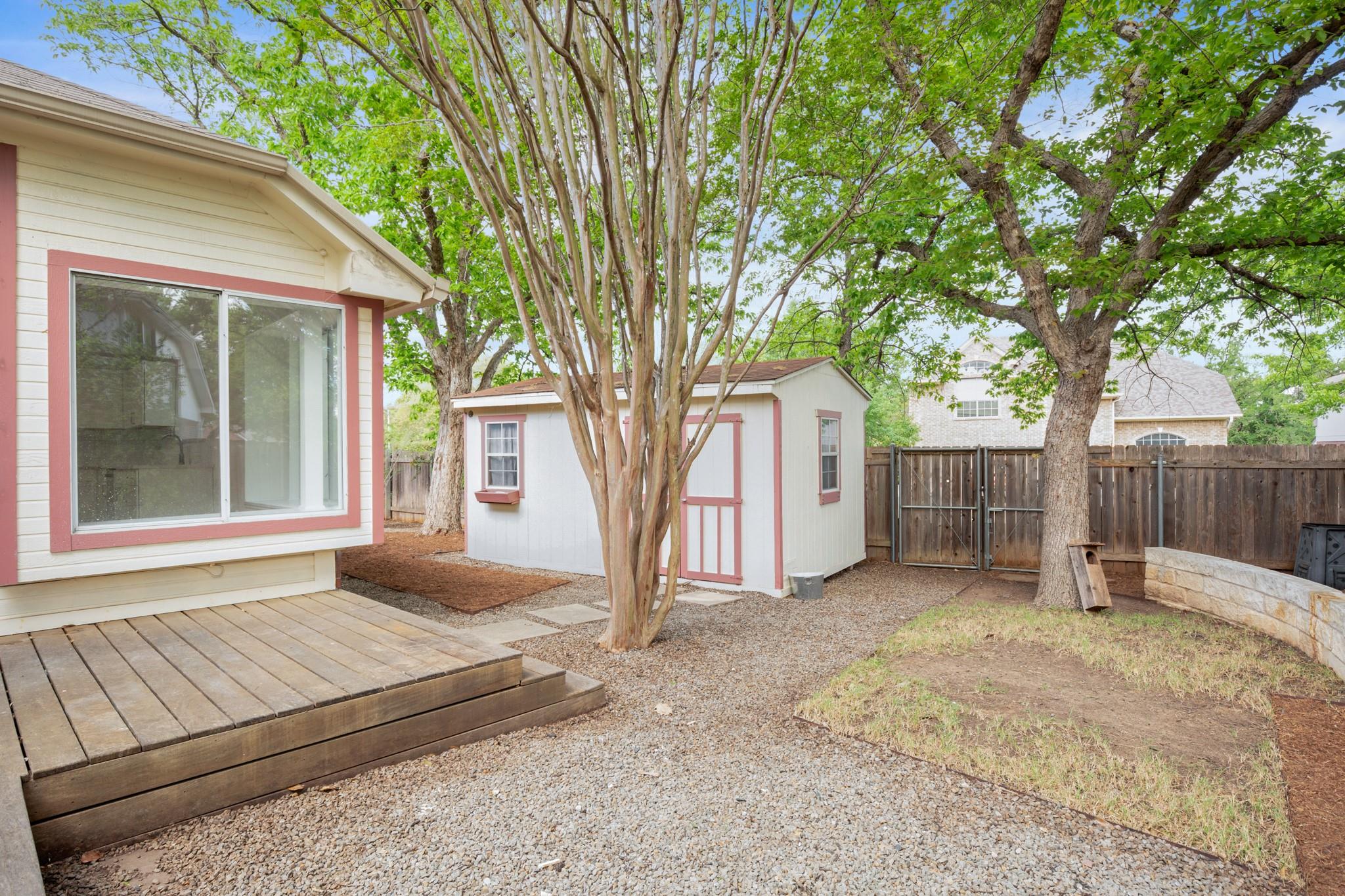 4816 Hale Drive Austin TX 78749