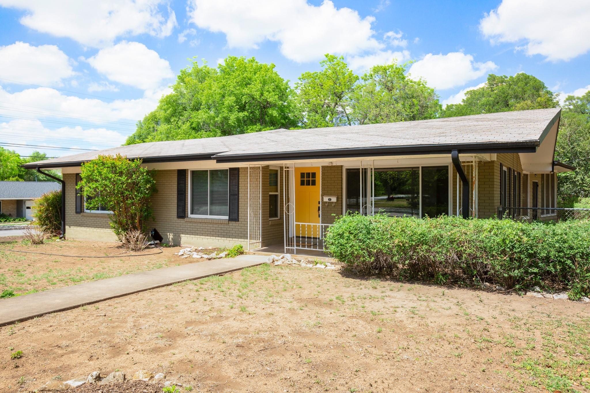 4702 Lasso Path Austin TX 78745