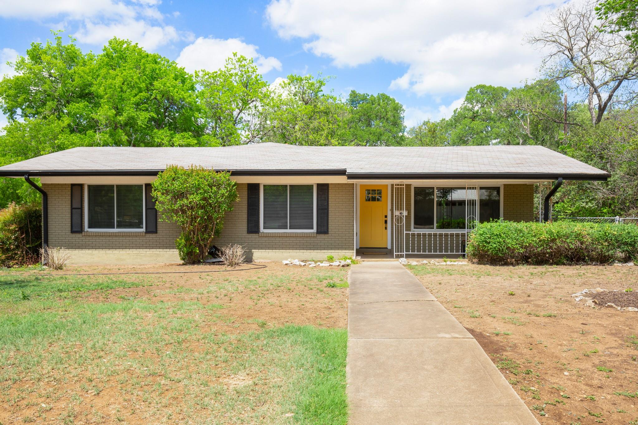 4702 Lasso Path Austin TX 78745
