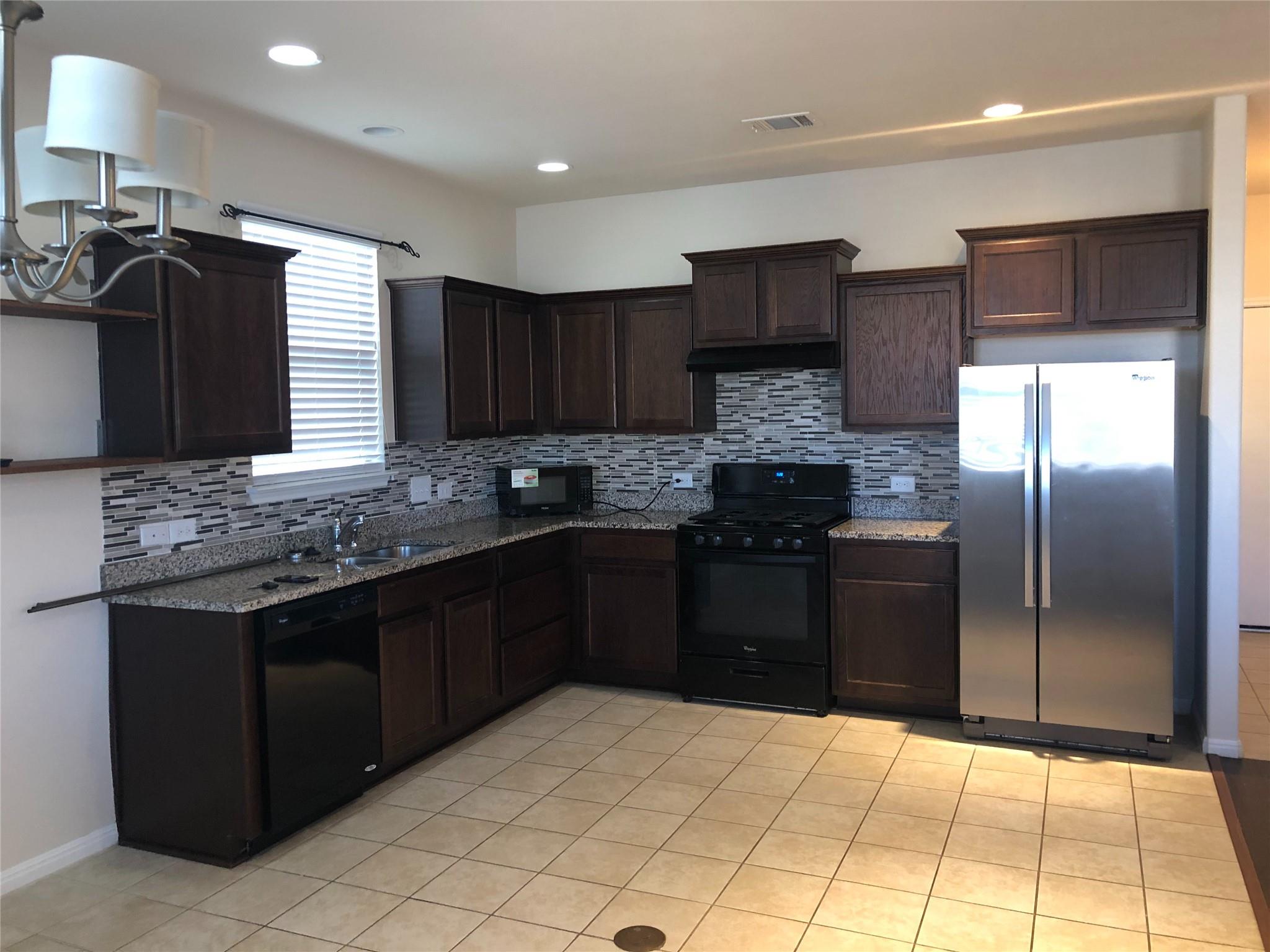 519 Twisted Oaks Lane Buda TX 78610