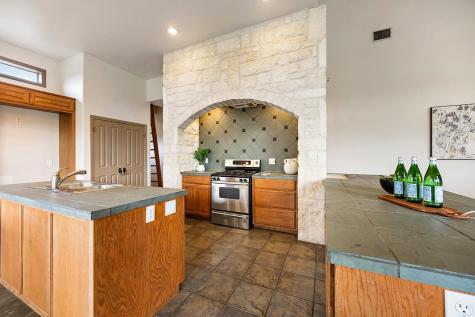 101 Maheo Way Dripping Springs TX 78620