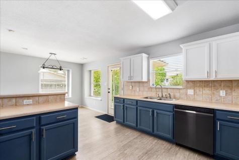 1515 Dillon Lake Bend Leander TX 78641
