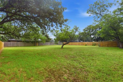 306 Erie Avenue Rockdale TX 76567