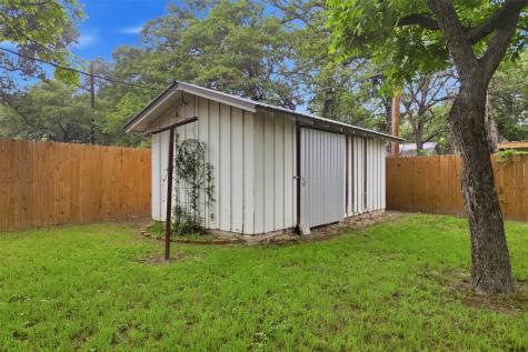 306 Erie Avenue Rockdale TX 76567