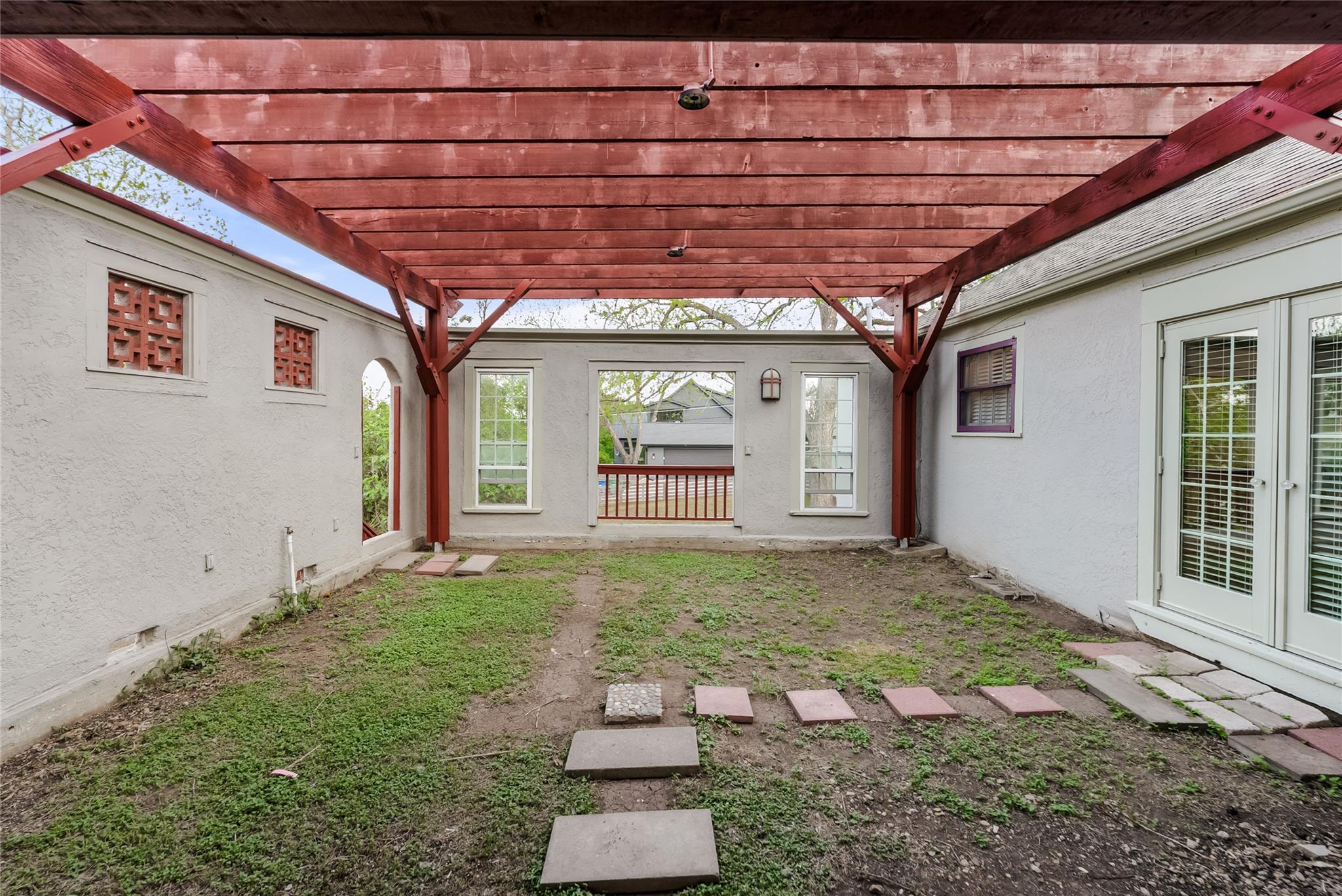 2009 Travis Heights Boulevard Austin TX 78704