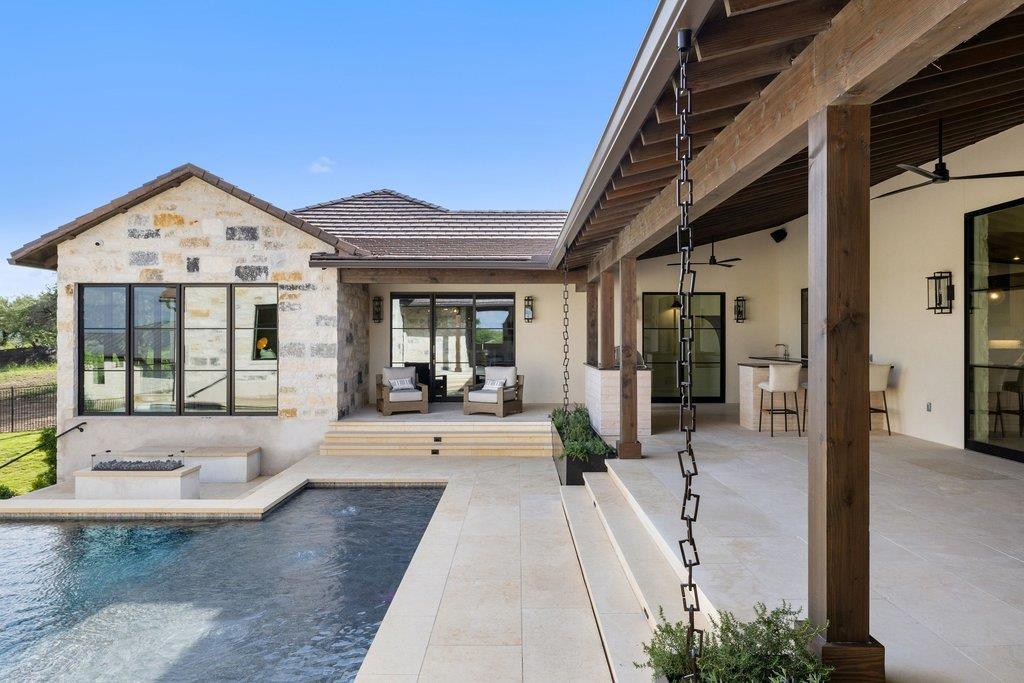 27031 Haynie Flat Road Spicewood TX 78669