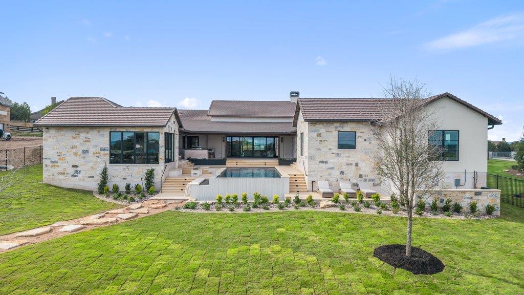 27031 Haynie Flat Road Spicewood TX 78669