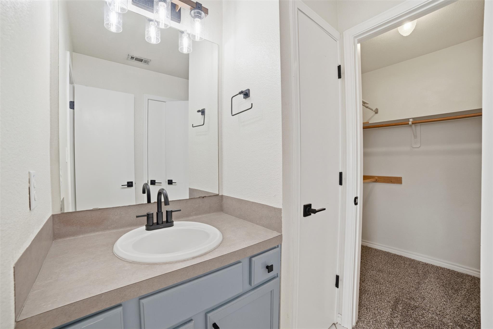 1601 Breezy Court Round Rock TX 78664