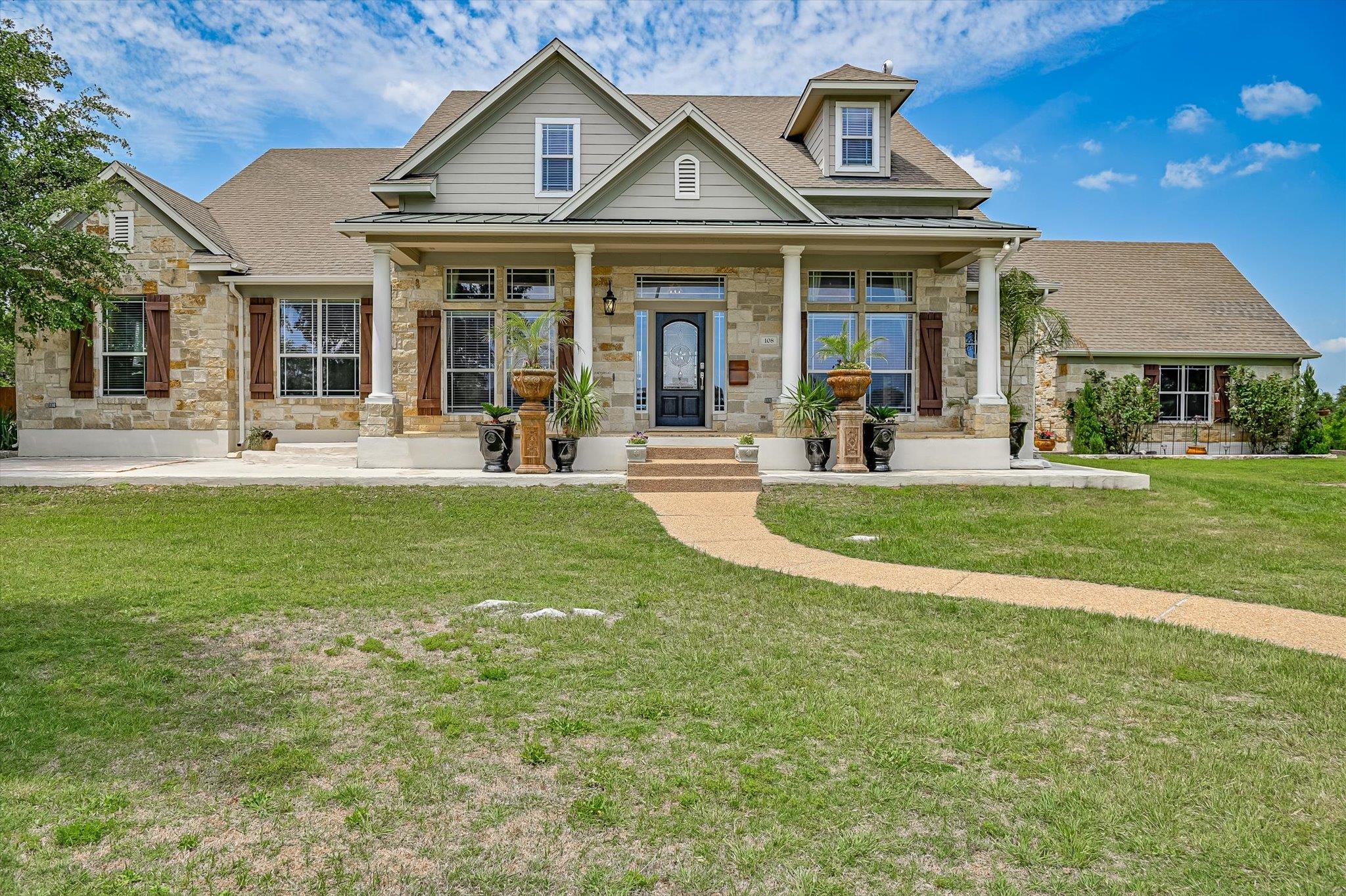 108 High Plains Trail Spicewood TX 78669