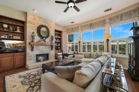 108 High Plains Trail Spicewood TX 78669