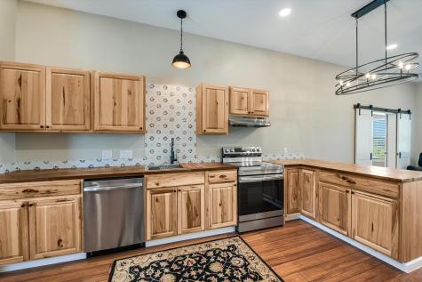 108 High Plains Trail Spicewood TX 78669