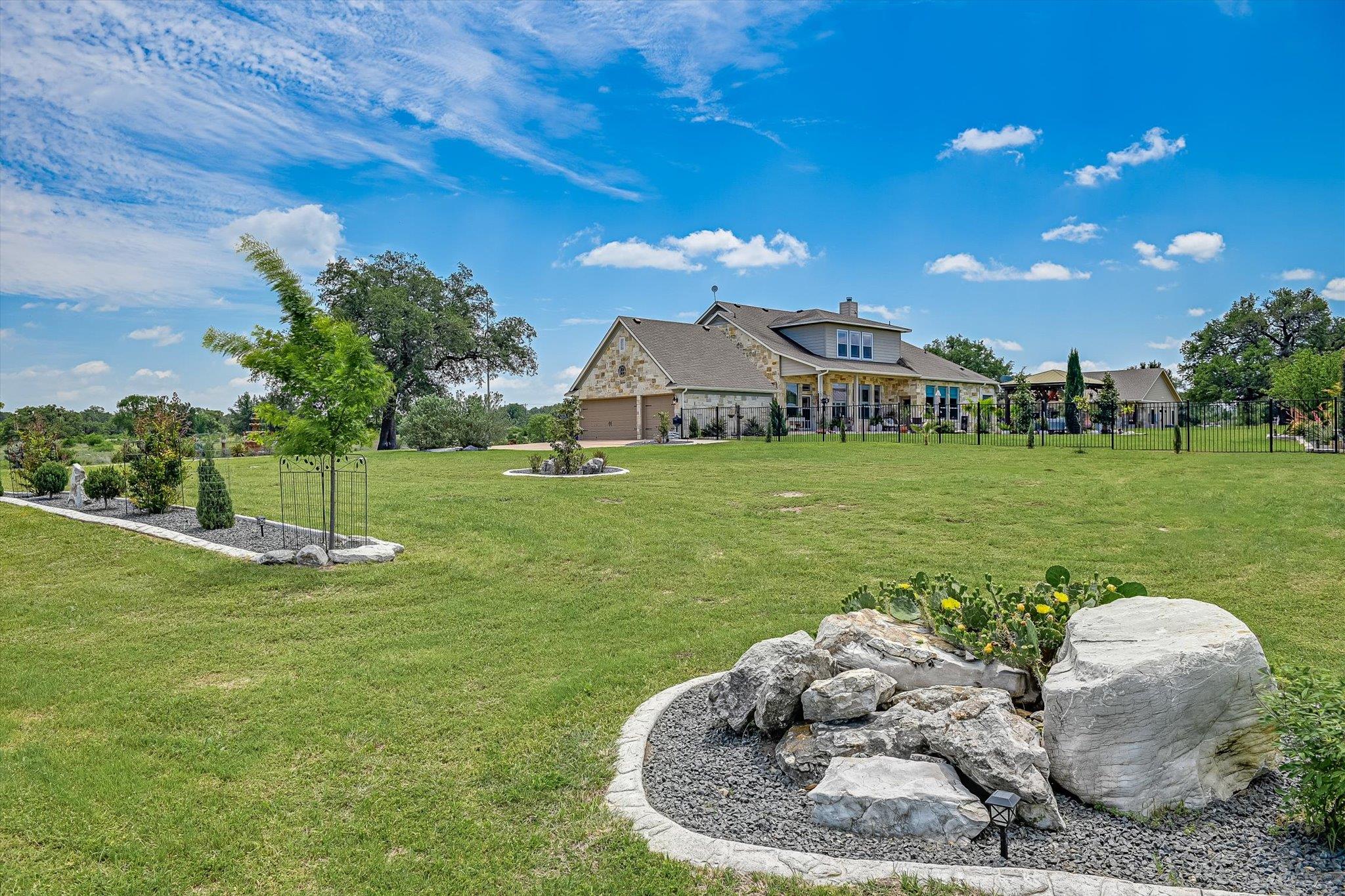 108 High Plains Trail Spicewood TX 78669