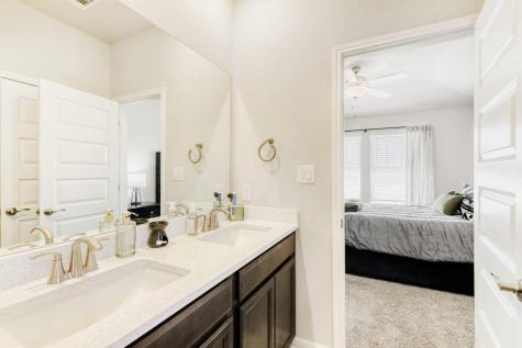 1005 Main Street Hutto TX 78634