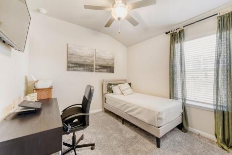 1005 Main Street Hutto TX 78634