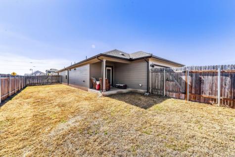 1005 Main Street Hutto TX 78634