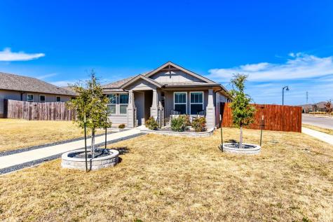 1005 Main Street Hutto TX 78634