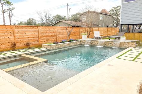 1021 Wakefield Drive Houston TX 77018