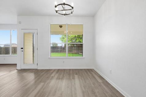 2003 Cockrill Cove Hutto TX 78634