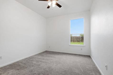 2003 Cockrill Cove Hutto TX 78634