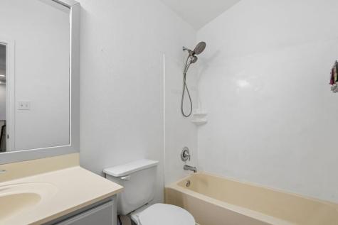 2003 Cockrill Cove Hutto TX 78634