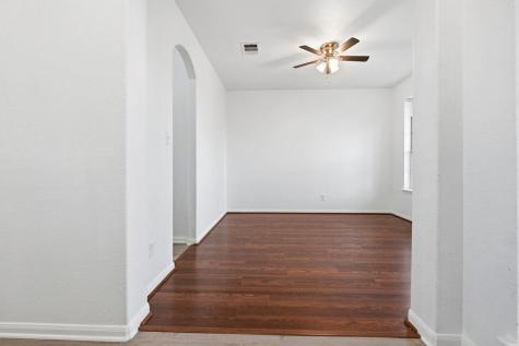2003 Cockrill Cove Hutto TX 78634