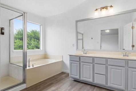 2003 Cockrill Cove Hutto TX 78634