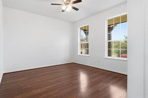 2003 Cockrill Cove Hutto TX 78634