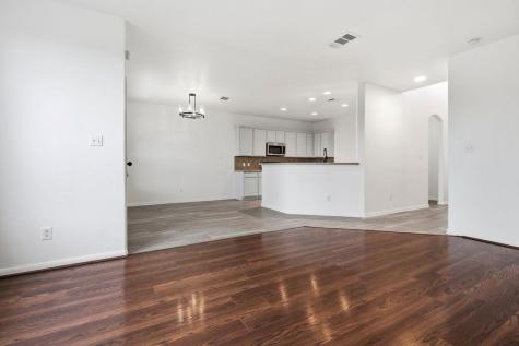 2003 Cockrill Cove Hutto TX 78634