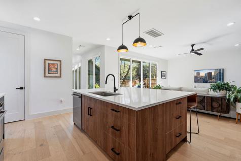 4313 Jinx Avenue Austin TX 78745