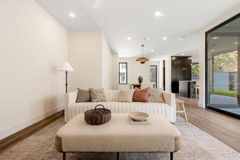 4414 Banister Lane Austin TX 78745