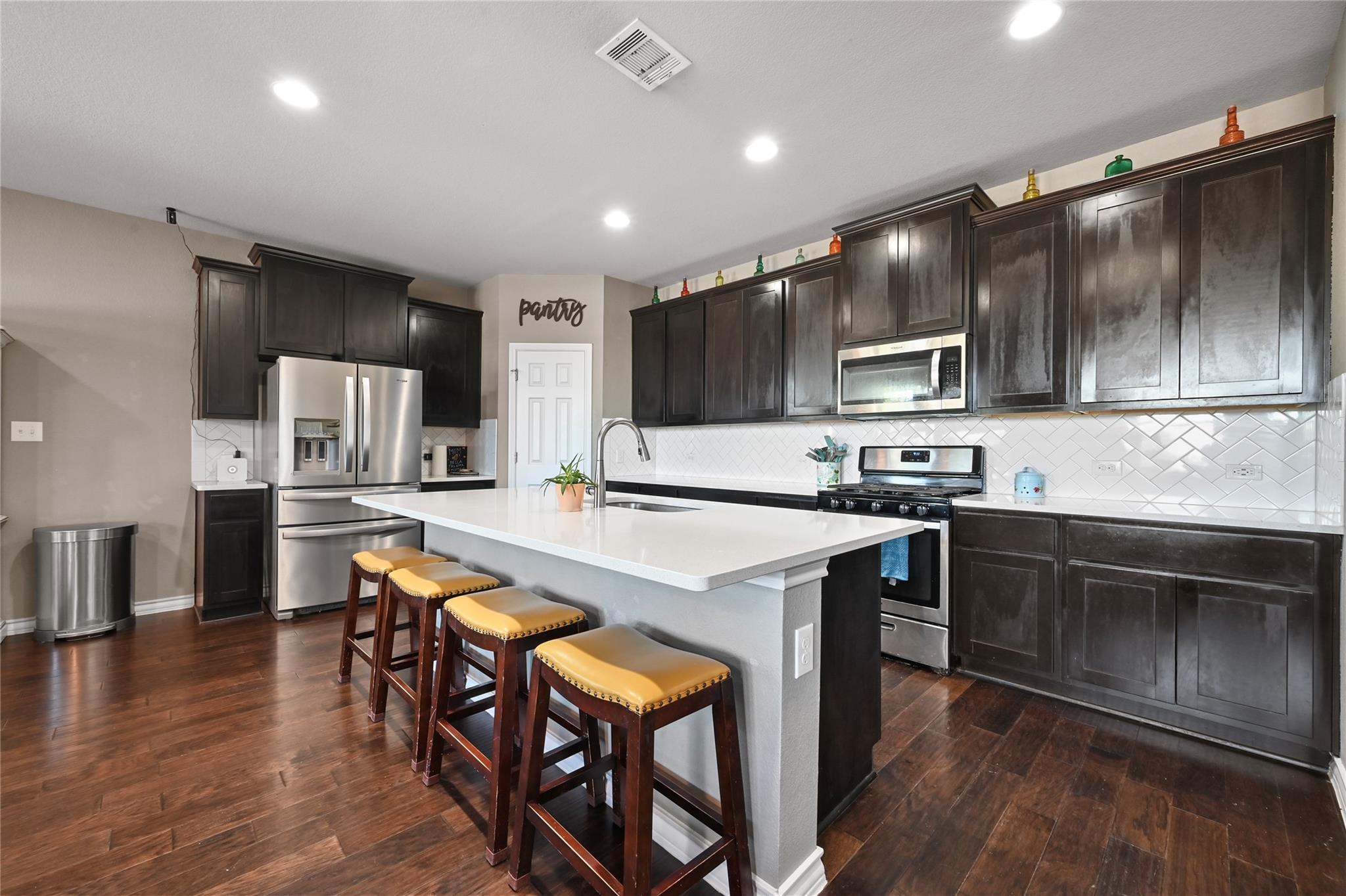 160 Thornless Circle Buda TX 78610