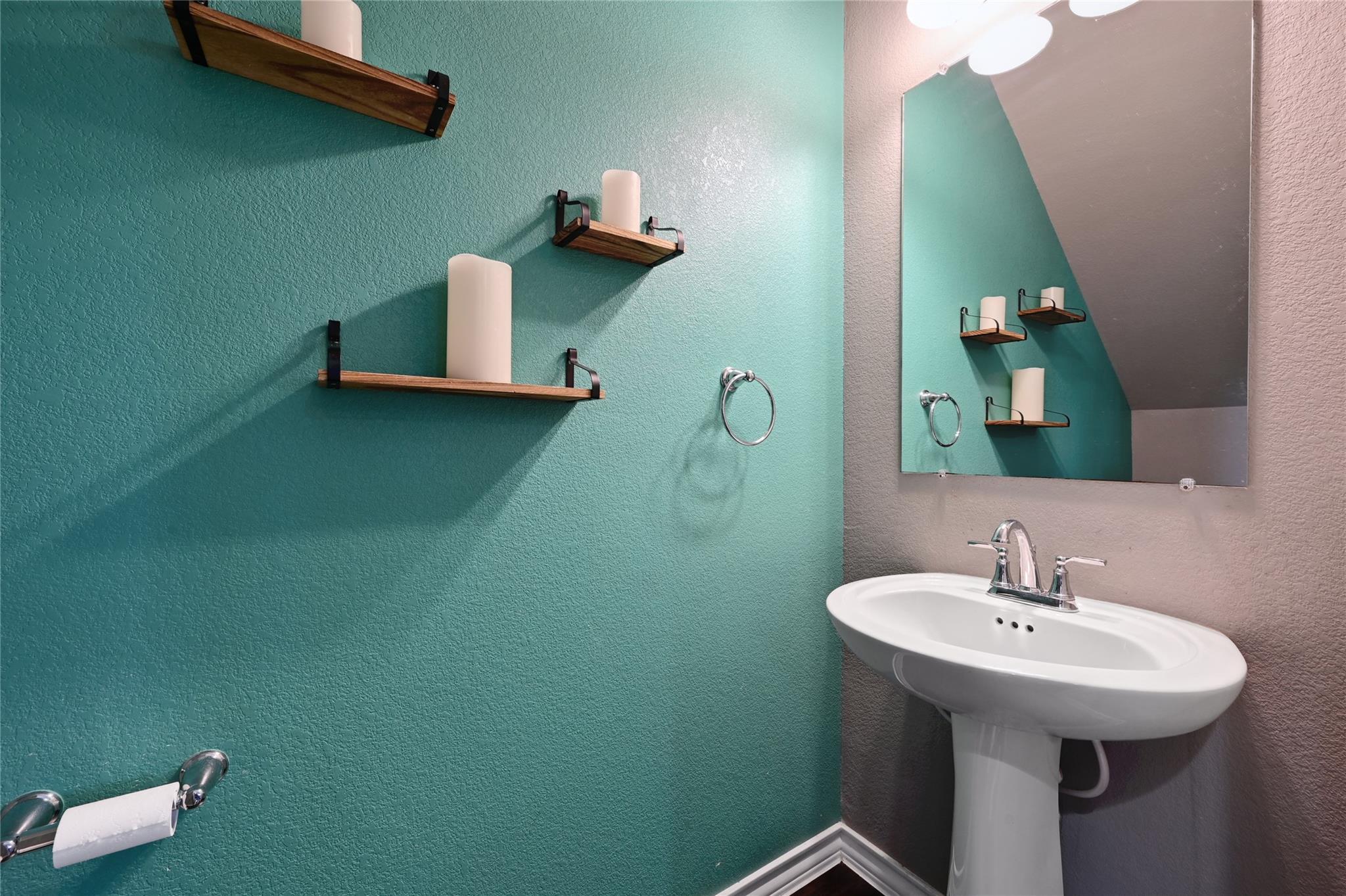 160 Thornless Circle Buda TX 78610