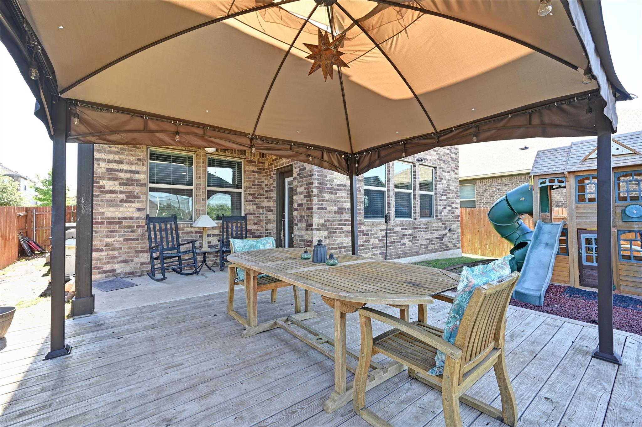 160 Thornless Circle Buda TX 78610