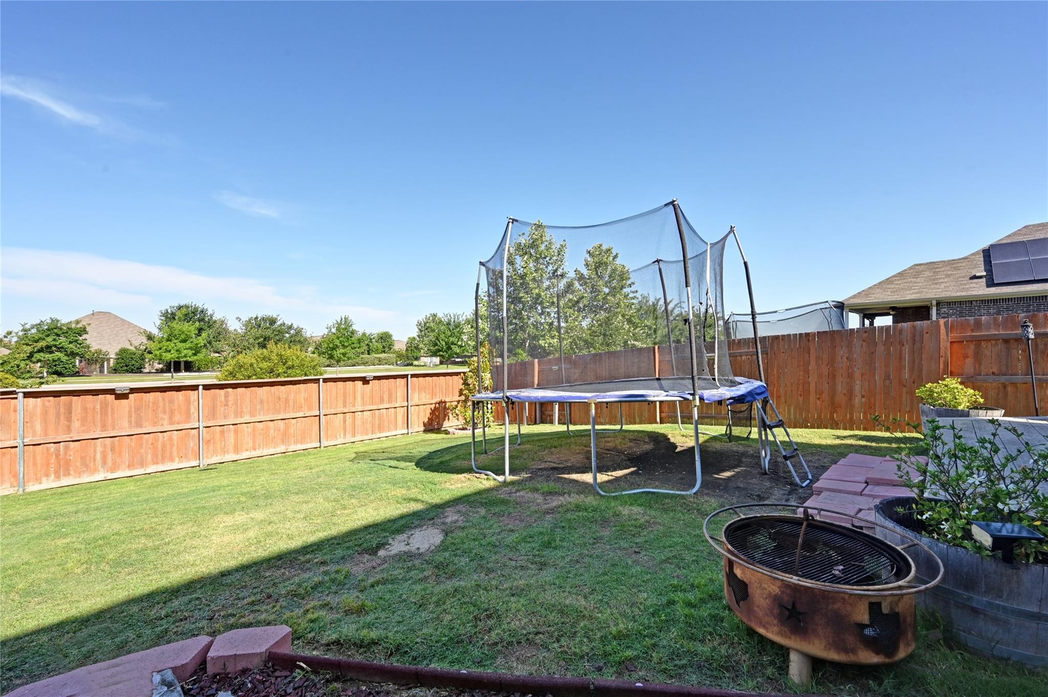 160 Thornless Circle Buda TX 78610