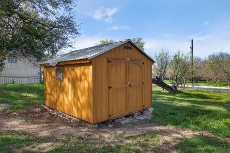 707 Brown Street Lampasas TX 76550