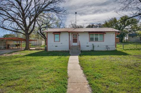 707 Brown Street Lampasas TX 76550