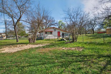 707 Brown Street Lampasas TX 76550