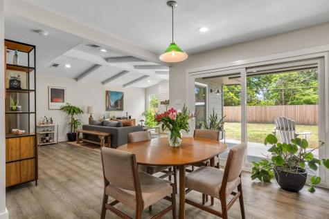 908 Merritt Drive Lockhart TX 78644